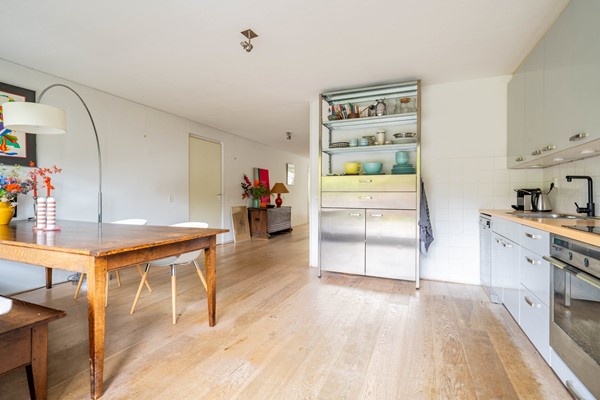 Medium property photo - Hengeveldstraat 82, 3572 KJ Utrecht